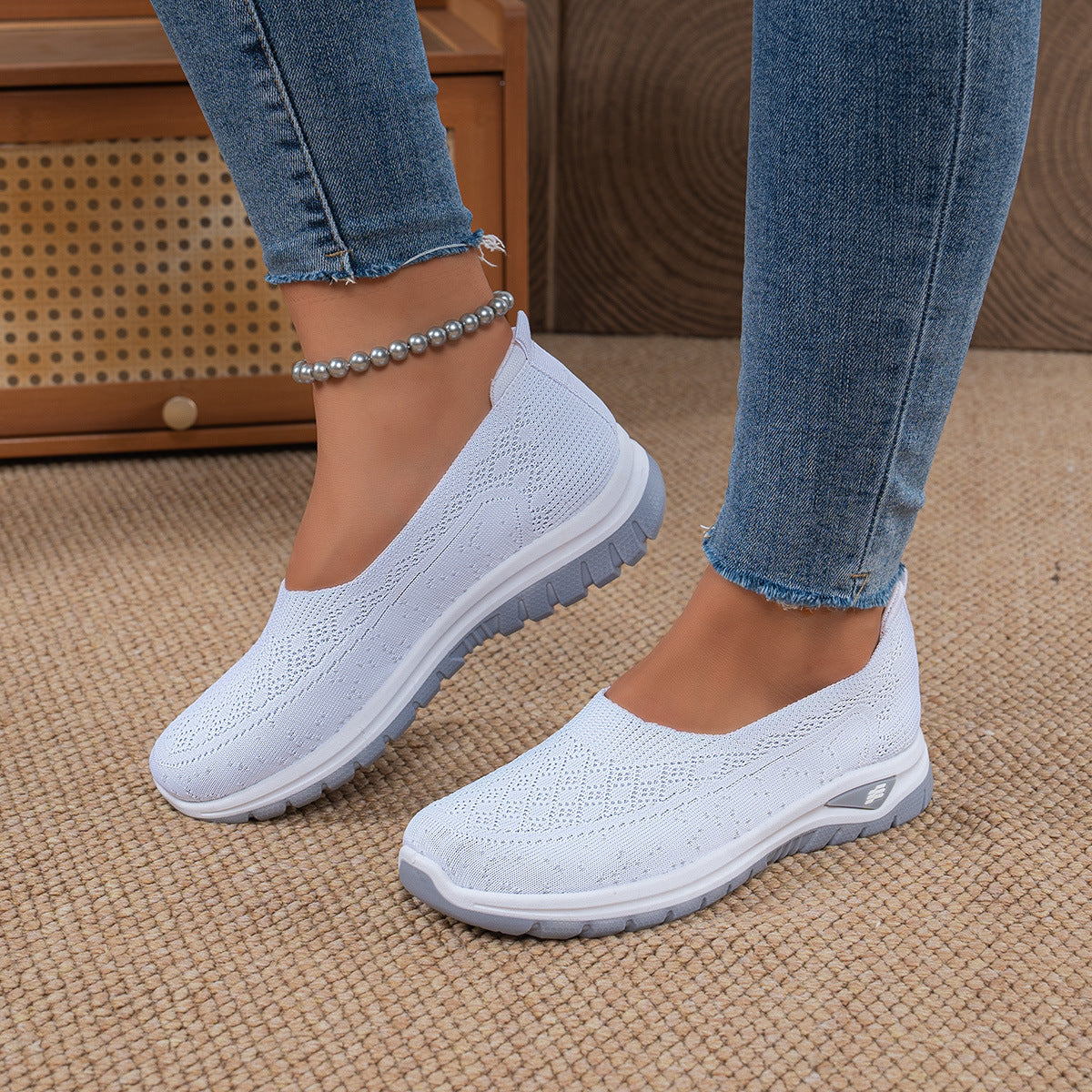 Women's Flyknit Breathable Mesh Casual Shoes